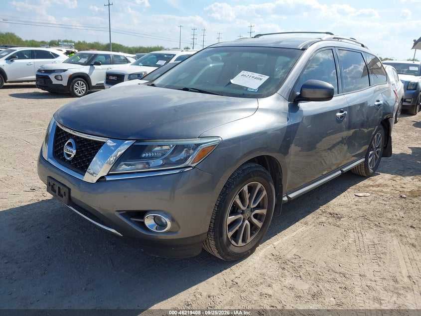 2015 Nissan Pathfinder, Left Rear, IAAI, VIN 5N1AR2MN7FC671163 — photo 2