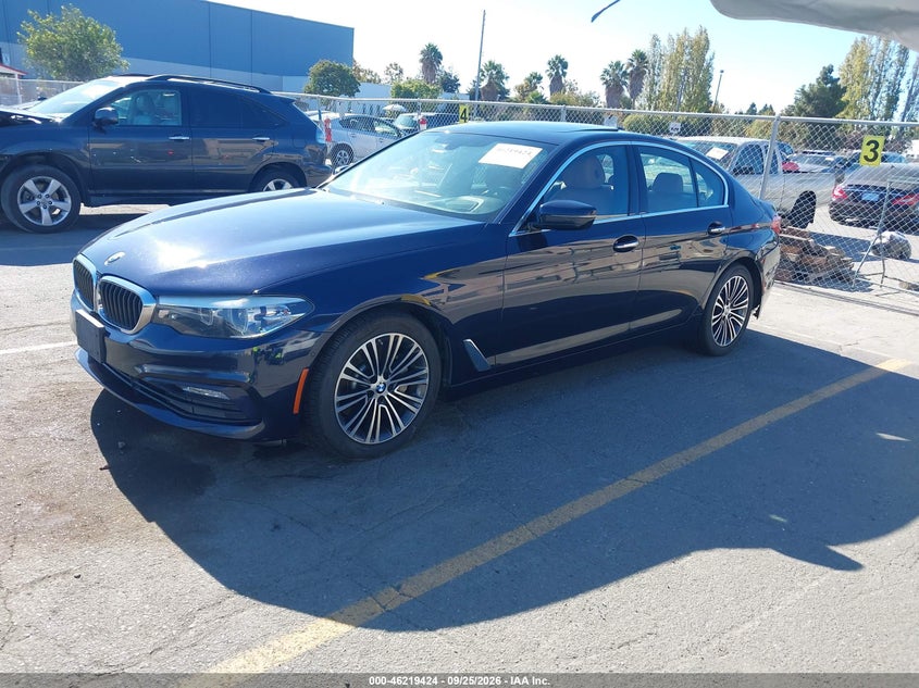 2017 BMW 5er, Удар ззаду, IAAI, VIN WBAJA5C32HG894541 — фото 2