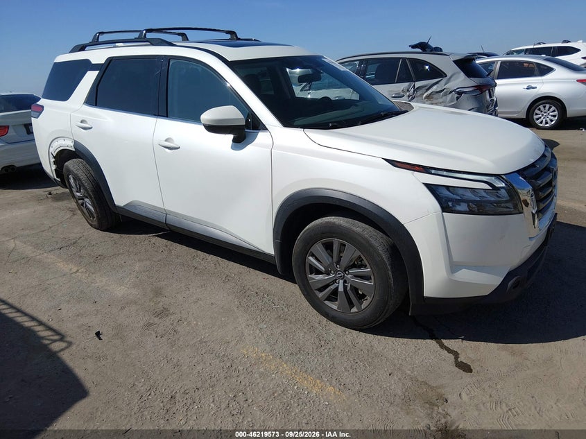 2024 NISSAN PATHFINDER SV FWD