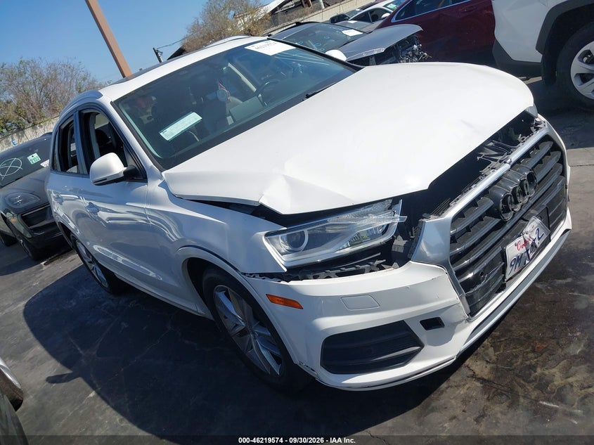 Vin: wa1bccfs1hr015912, lot: 46719497, audi q3 2.0t premium 2017 img_1