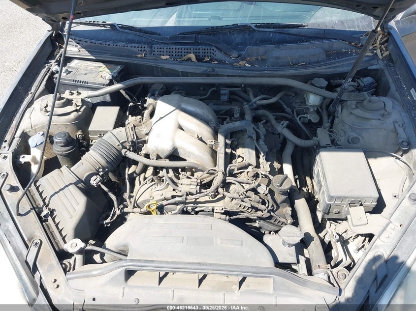 HYUNDAI GENESIS 2010 VIN KMHHU6KHXAU024843