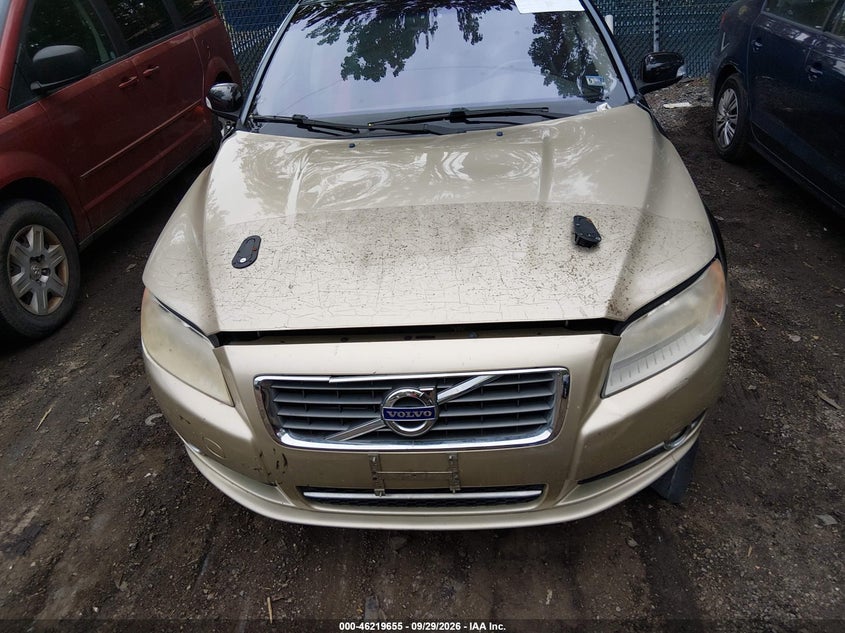 Фото 6 - VOLVO S80