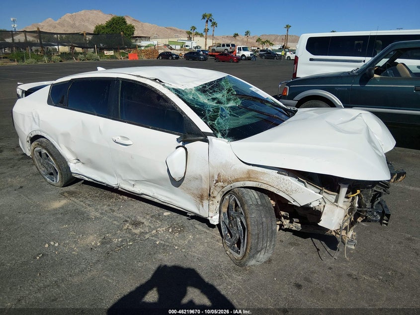 Vin: 3kpfu4de1se129046, lot: 46719593, kia k4 ex 20251