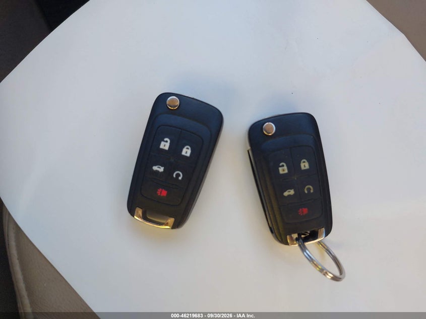 2010 BUICK LACROSSE CXL · Фото 11
