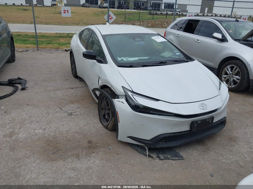 Vin: jtdacaau4r3018838, lot: 46719690, toyota prius le 20241