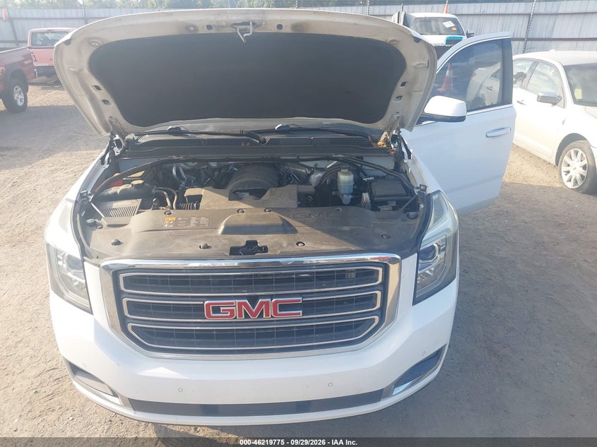 2016 GMC YUKON SLT · Фото 10