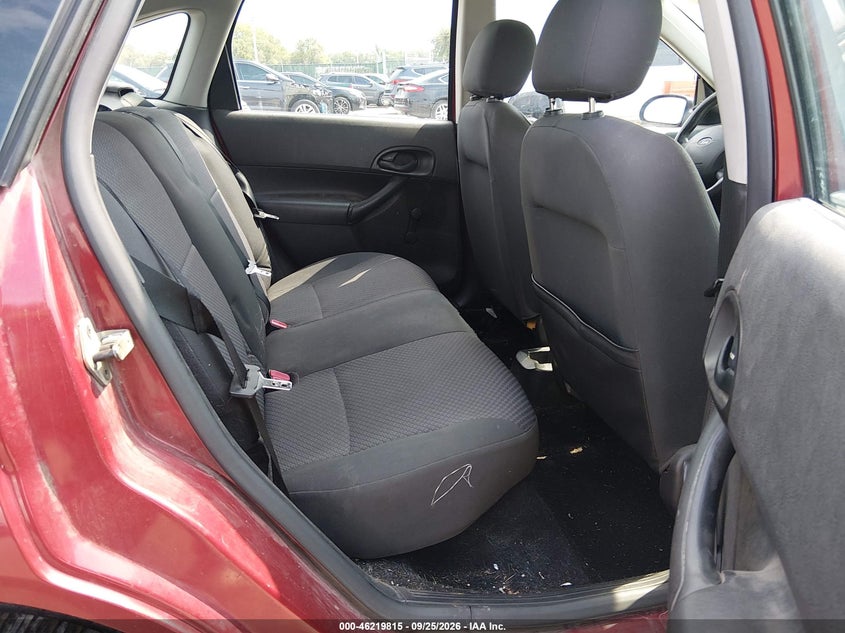 FORD FOCUS 2005 VIN 3FAFP37N35R151355