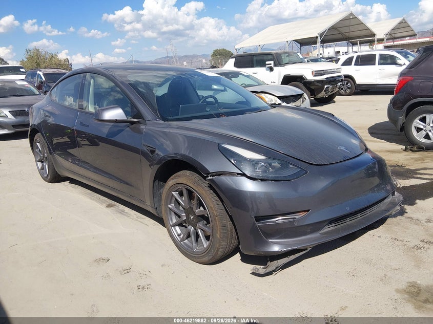 Vin: 5yj3e1eb8nf255812, lot: 46719805, tesla model 3 long range dual motor all-wheel drive 2022 img_1