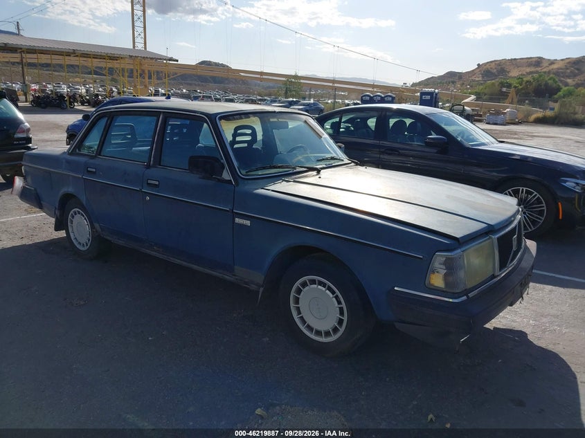 VOLVO 240 1990 VIN YV1AA8845L1415475