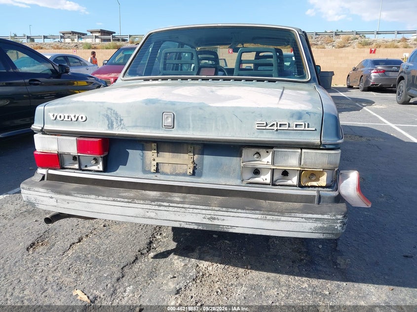 VOLVO 240 1990 VIN YV1AA8845L1415475