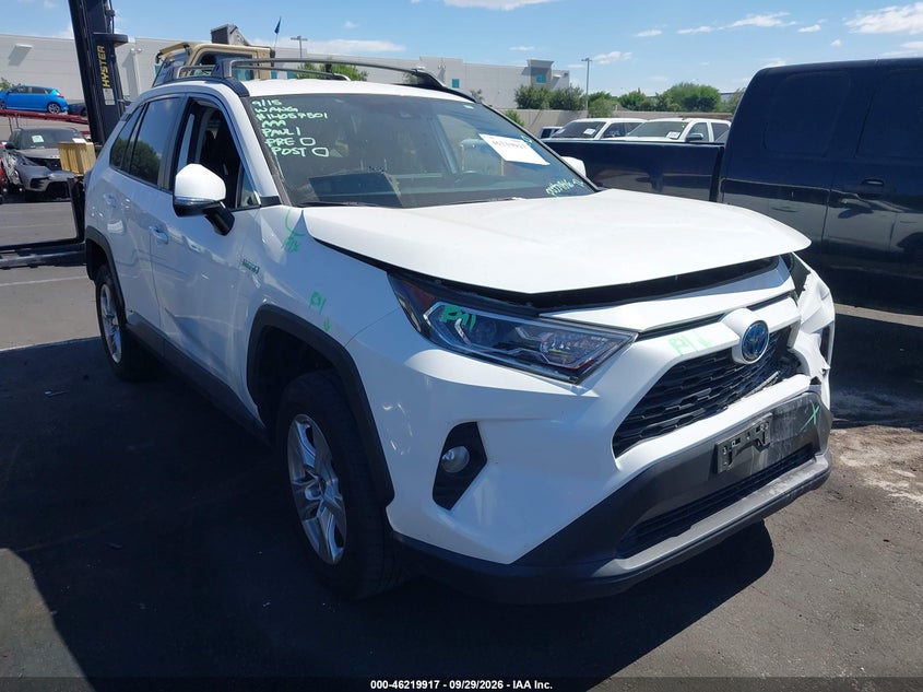 2021 TOYOTA RAV4 HYBRID XLE