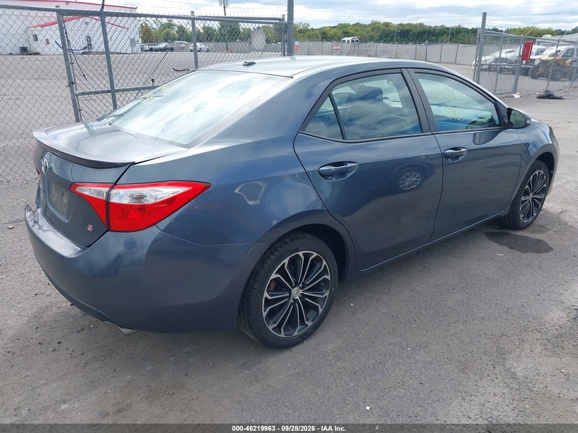 TOYOTA COROLLA - zdjęcie 4