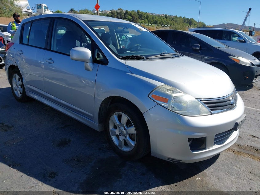 Vin: 3n1bc1cp5bl487428, lot: 46719933, nissan versa 1.8sl 20111
