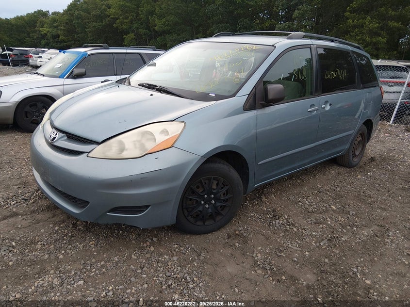 2007 Toyota Sienna, Обидва боки, IAAI, VIN 5TDZK23C27S054152 — фото 2