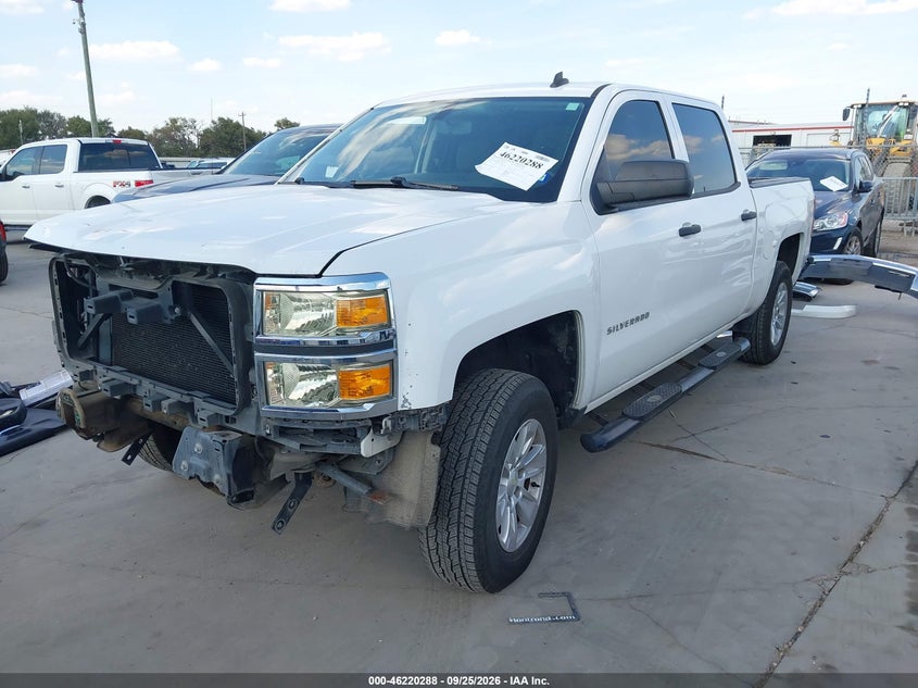 2014 Chevrolet Silverado, Right Front, IAAI, VIN 3GCPCREH6EG299991 — photo 2