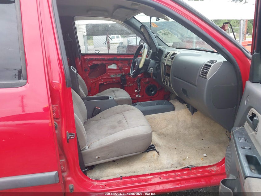 CHEVROLET COLORADO 2004 VIN 1GCDS136448112437