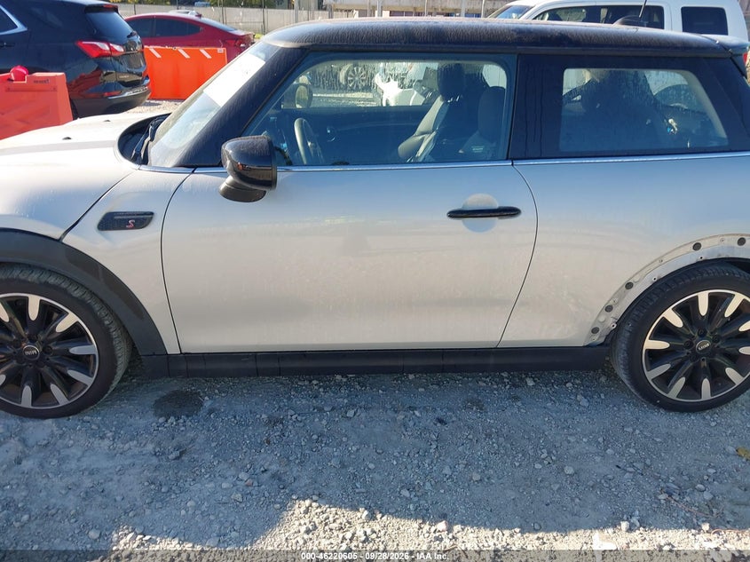 MINI HARDTOP 2023 VIN WMW53DH06P2T33260