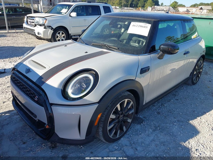 MINI HARDTOP 2023 VIN WMW53DH06P2T33260