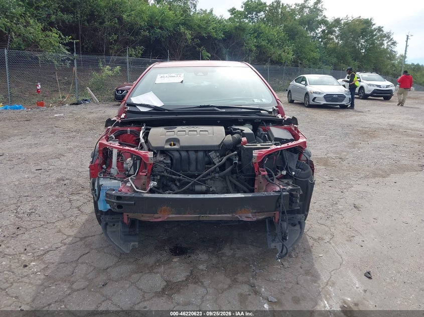 TOYOTA COROLLA - zdjęcie 13
