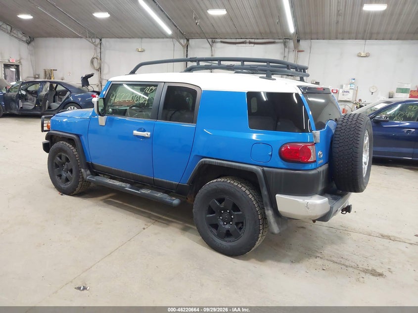 TOYOTA FJ CRUISER 2007 VIN JTEBU11F170075334