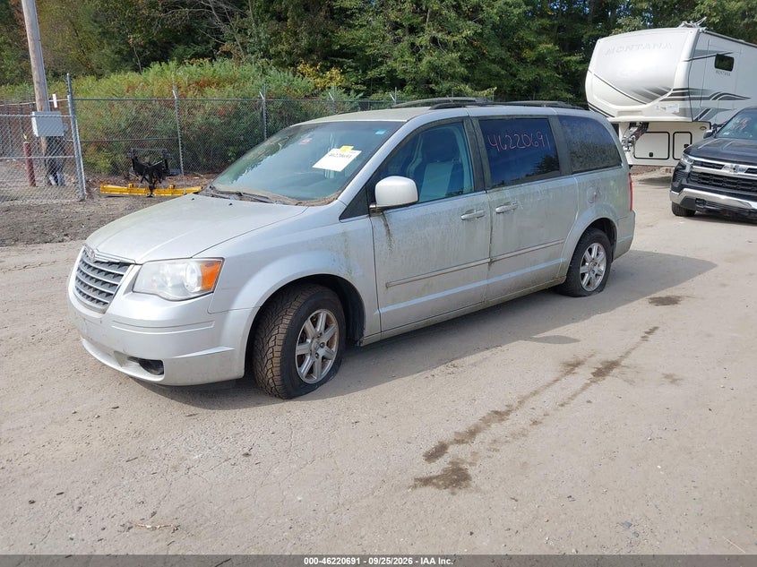 Vin: 2a4rr8dxxar375124, lot: 46720679, chrysler town & country touring plus 20102