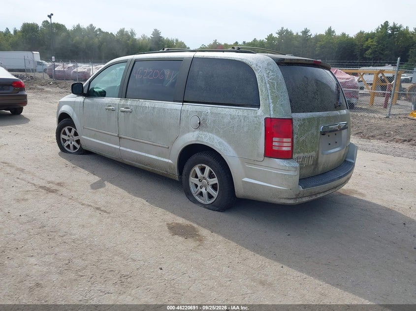 Vin: 2a4rr8dxxar375124, lot: 46720679, chrysler town & country touring plus 20103