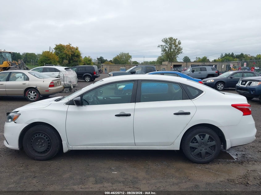 2017 NISSAN SENTRA S · Фото 14