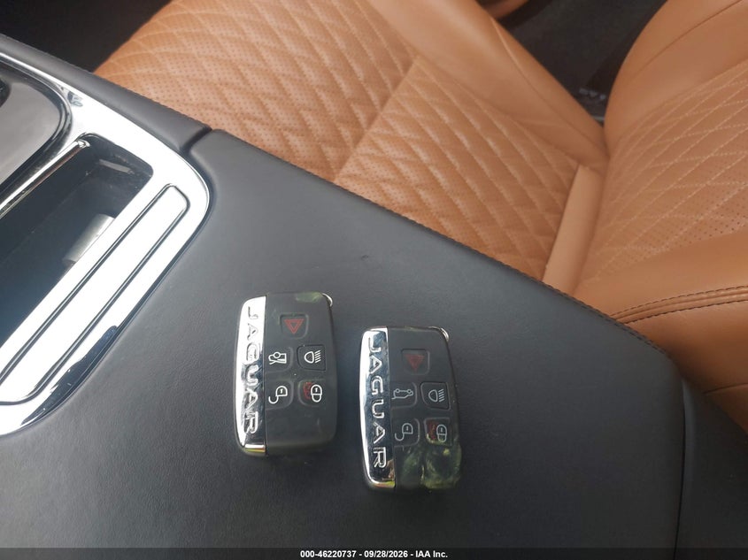 2017 JAGUAR XJ XJL SUPERCHARGED · Фото 11