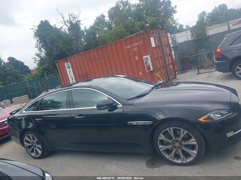 2017 JAGUAR XJ XJL SUPERCHARGED · Фото 12