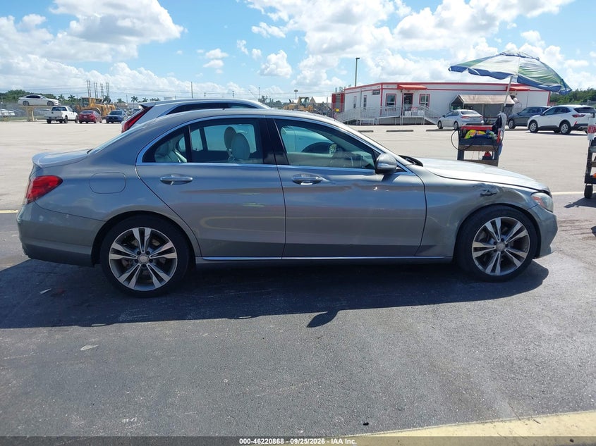 MERCEDES-BENZ C-CLASS - zdjęcie 13