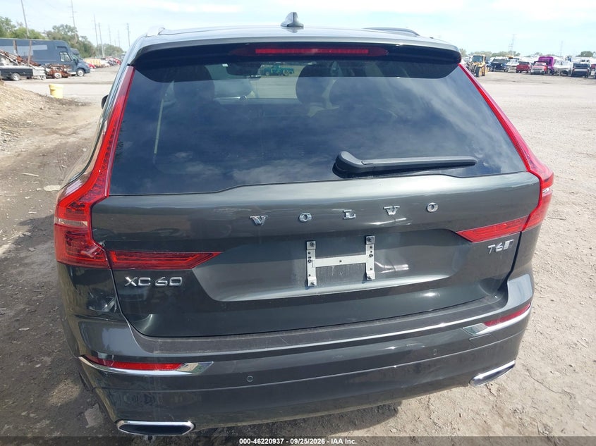 VOLVO XC60 - zdjęcie 17