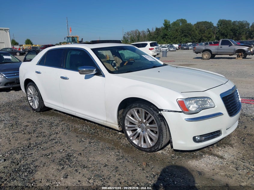 2013 CHRYSLER 300C