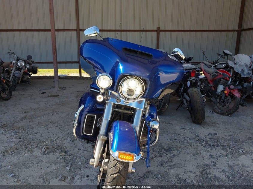 HARLEY-DAVIDSON FLHTK 2015