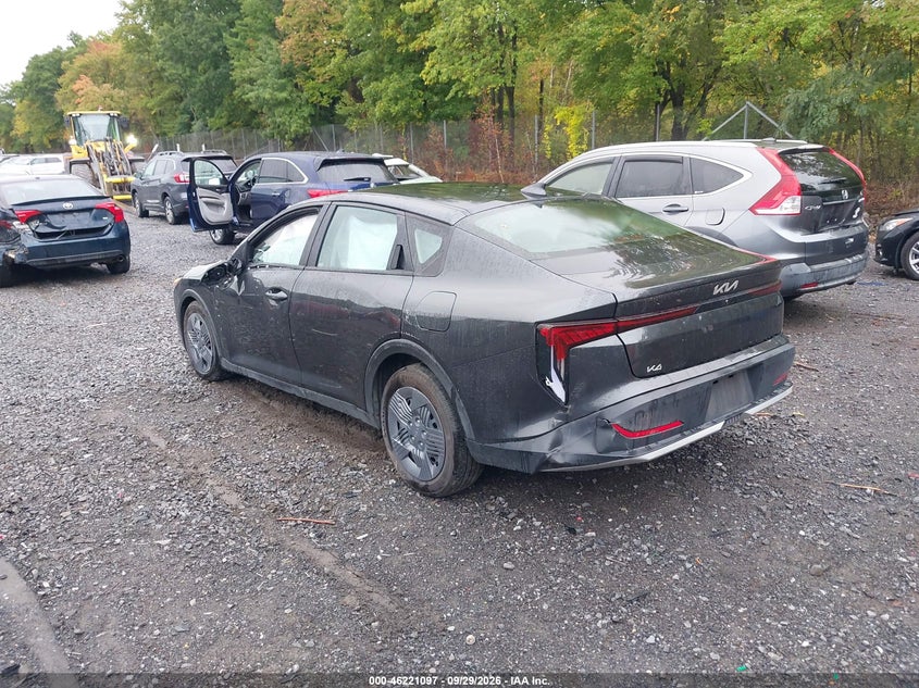 Vin: 3kpft4de8se135140, lot: 46721084, kia k4 lx 20253