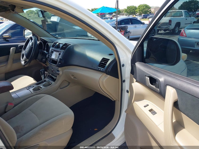 TOYOTA HIGHLANDER 2013 VIN 5TDZA3EH1DS034584