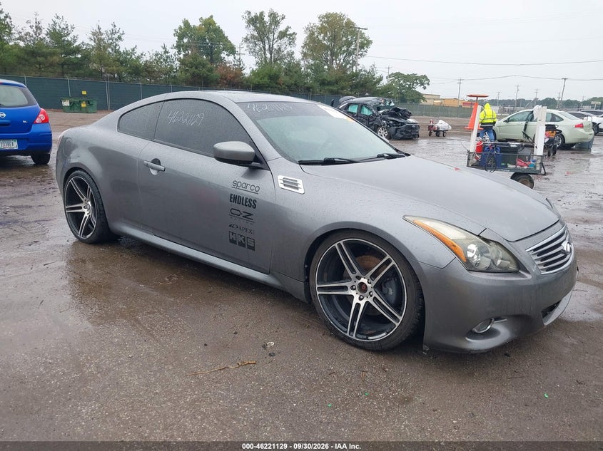 2011 INFINITI G37X