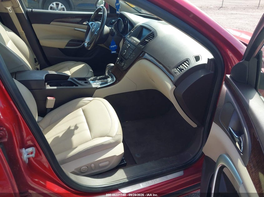 Photo 5 - BUICK REGAL
