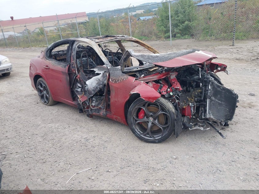 2017 ALFA ROMEO GIULIA TI AWD
