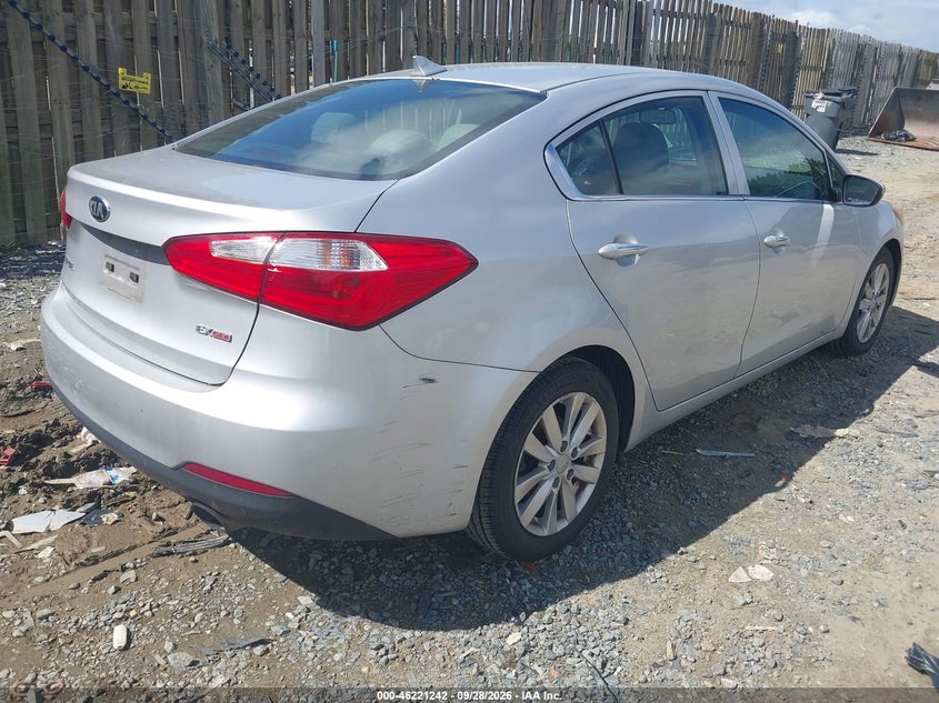 KIA FORTE 2015 VIN KNAFX4A82F5327882