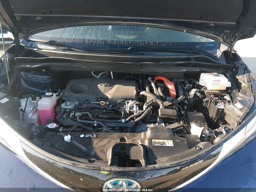 TOYOTA SIENNA - zdjęcie 10