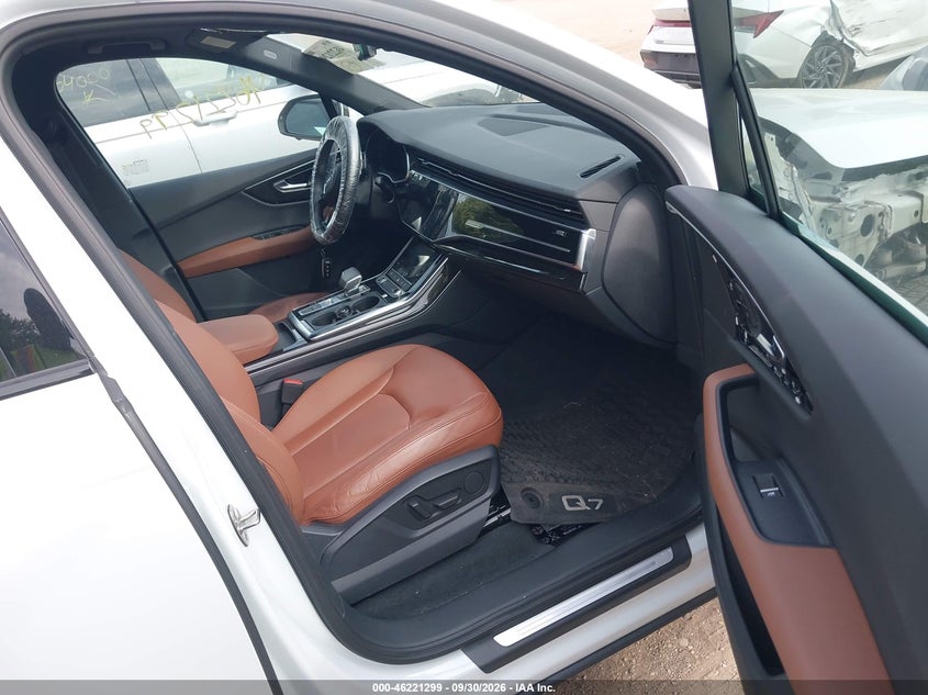 AUDI Q7 - zdjęcie 5