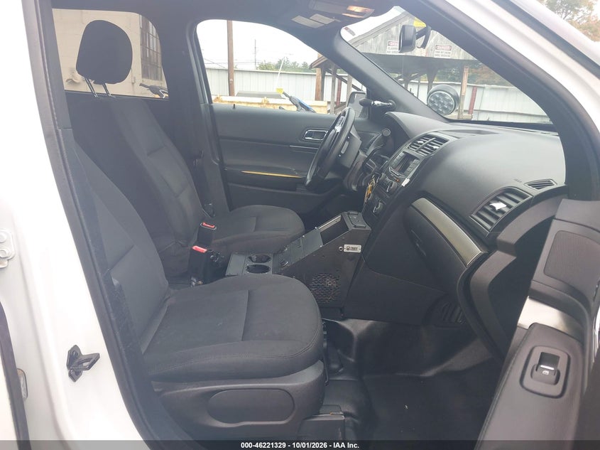 FORD UTILITY POLICE INTERCEPTOR 2017 VIN 1FM5K8AR7HGE25791