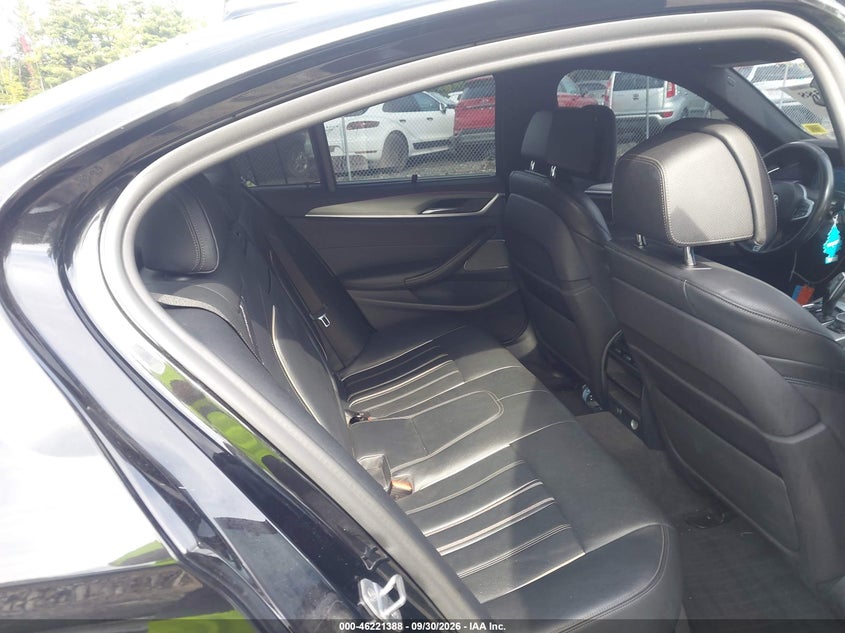 BMW M550I - zdjęcie 8