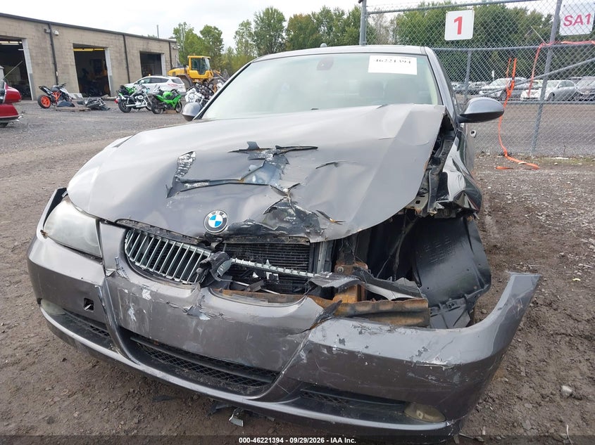 BMW 328I 2008 VIN WBAVA37558NL44439