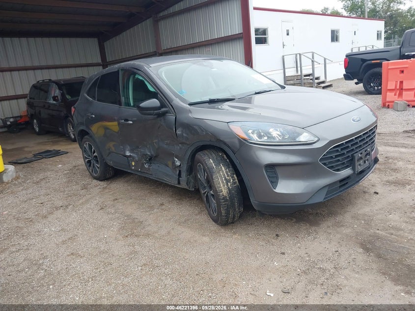 Vin: 1fmcu9bz1nua05351, lot: 46721384, ford escape se hybrid 2022 img_1