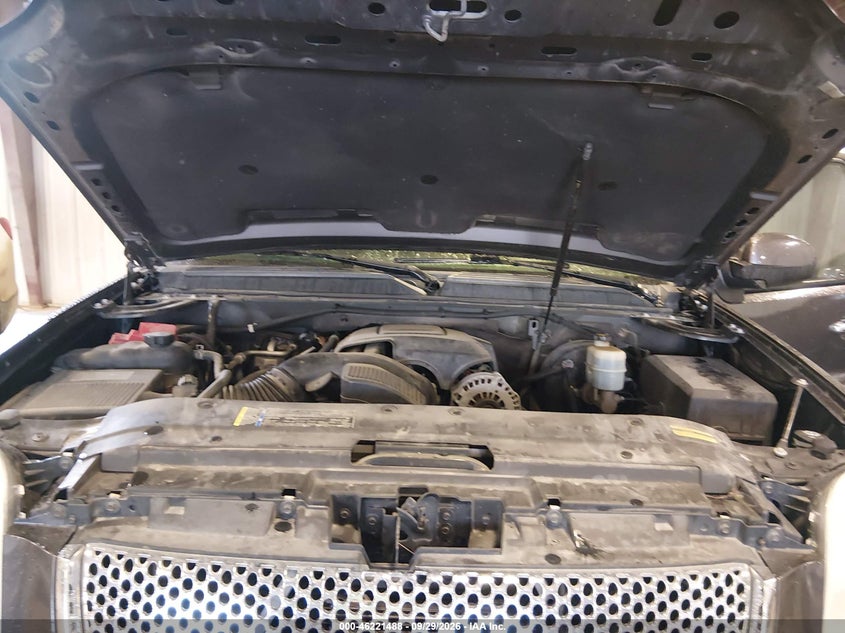 2010 GMC YUKON DENALI · Фото 10