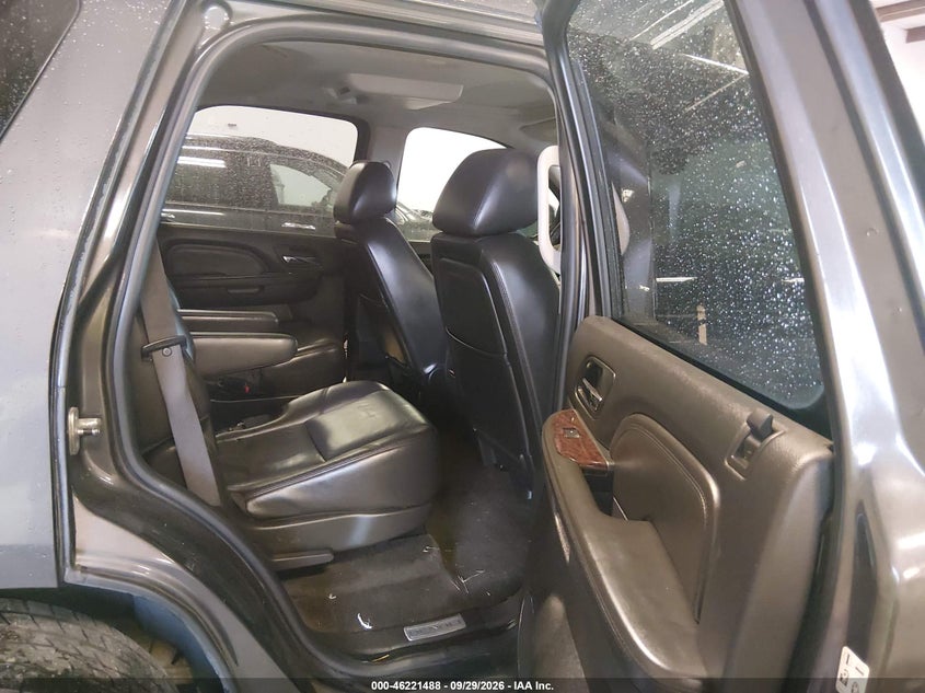 2010 GMC YUKON DENALI · Фото 8