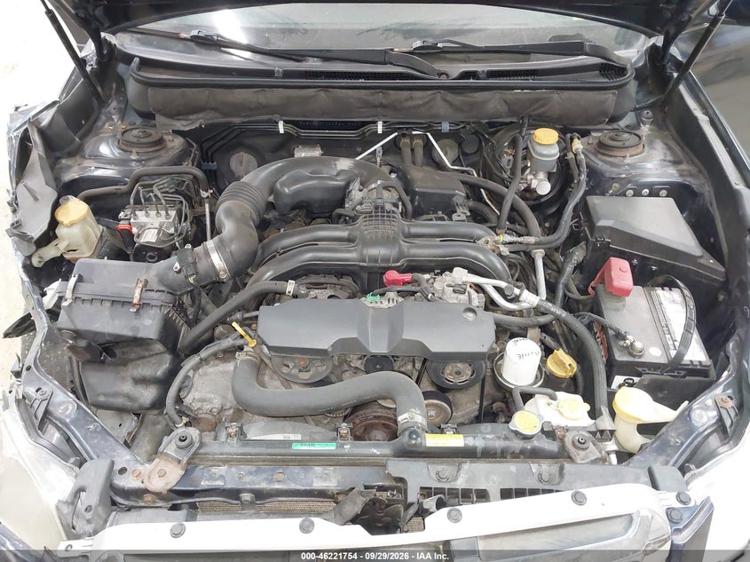 2013 SUBARU OUTBACK 2.5I LIMITED · Photo 10