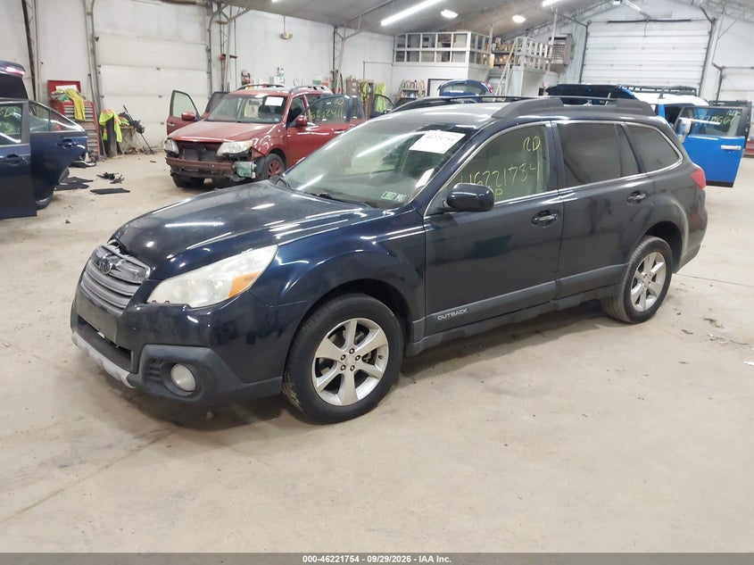 2013 SUBARU OUTBACK 2.5I LIMITED · Photo 2