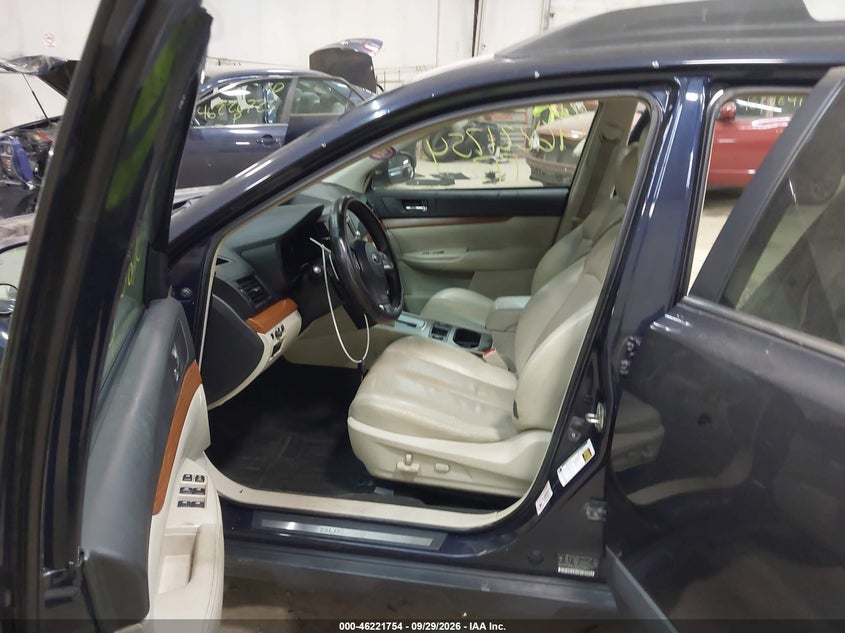2013 SUBARU OUTBACK 2.5I LIMITED · Photo 5